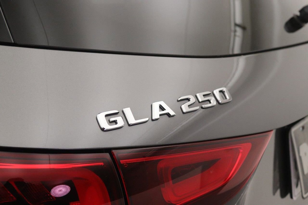 Certified 2023 Mercedes-Benz GLA 250 image 22