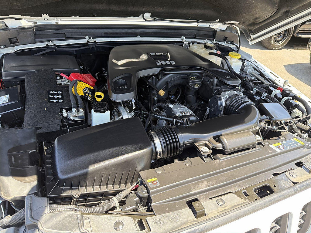 Used 2021 Jeep Gladiator Mojave AWD/4WD image 30