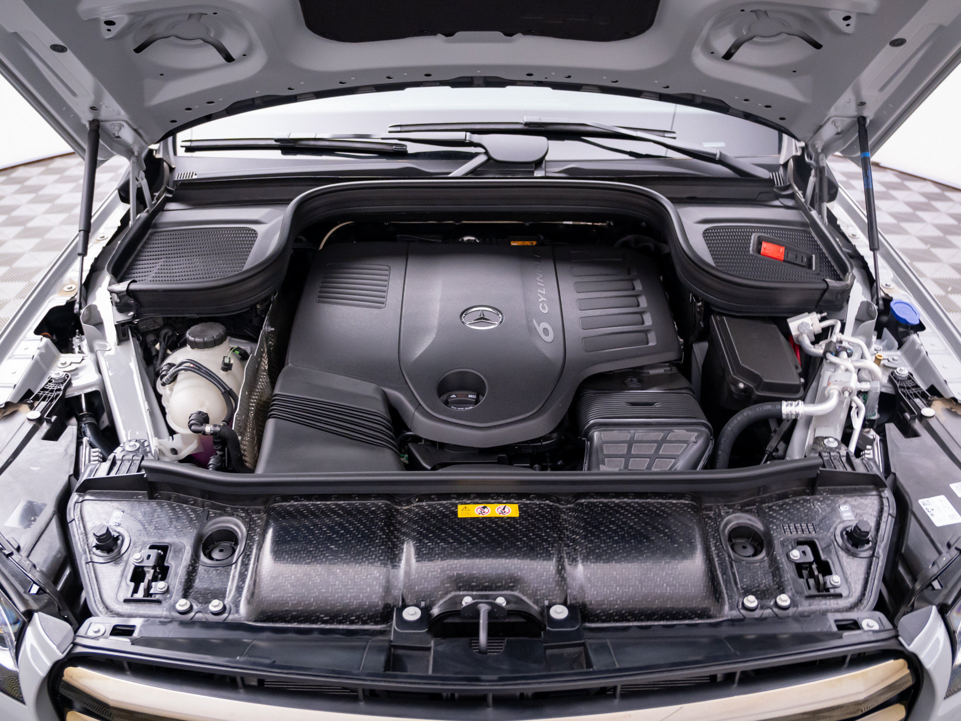 New 2026 Mercedes-Benz GLS 450 4MATIC image 34