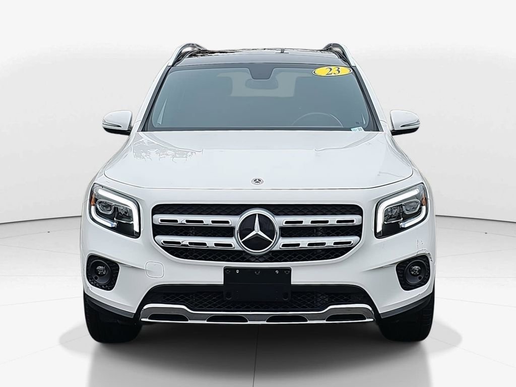 Used 2023 Mercedes-Benz GLB 250 GLB 250 video 2