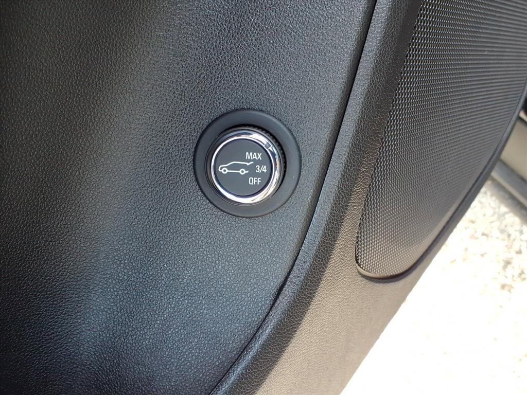 Used 2022 Chevrolet Blazer LT w/ Redline Edition image 4