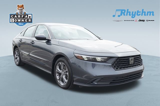 Used 2023 Honda Accord EX image 1