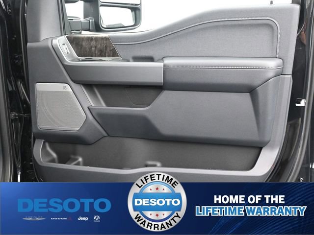 New 2026 Ford F250 Lariat w/ Black Appearance Package image 11