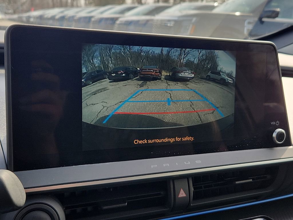 Used 2025 Toyota Prius image 18