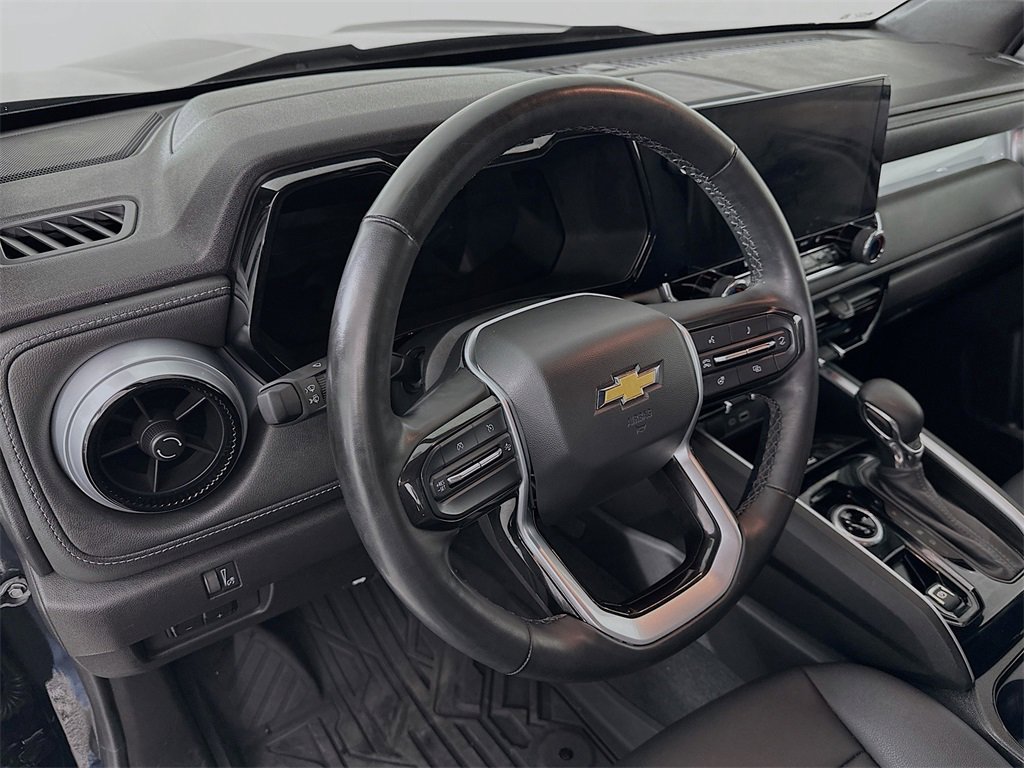 Used 2024 Chevrolet Colorado LT w/ LT Convenience Package III image 16