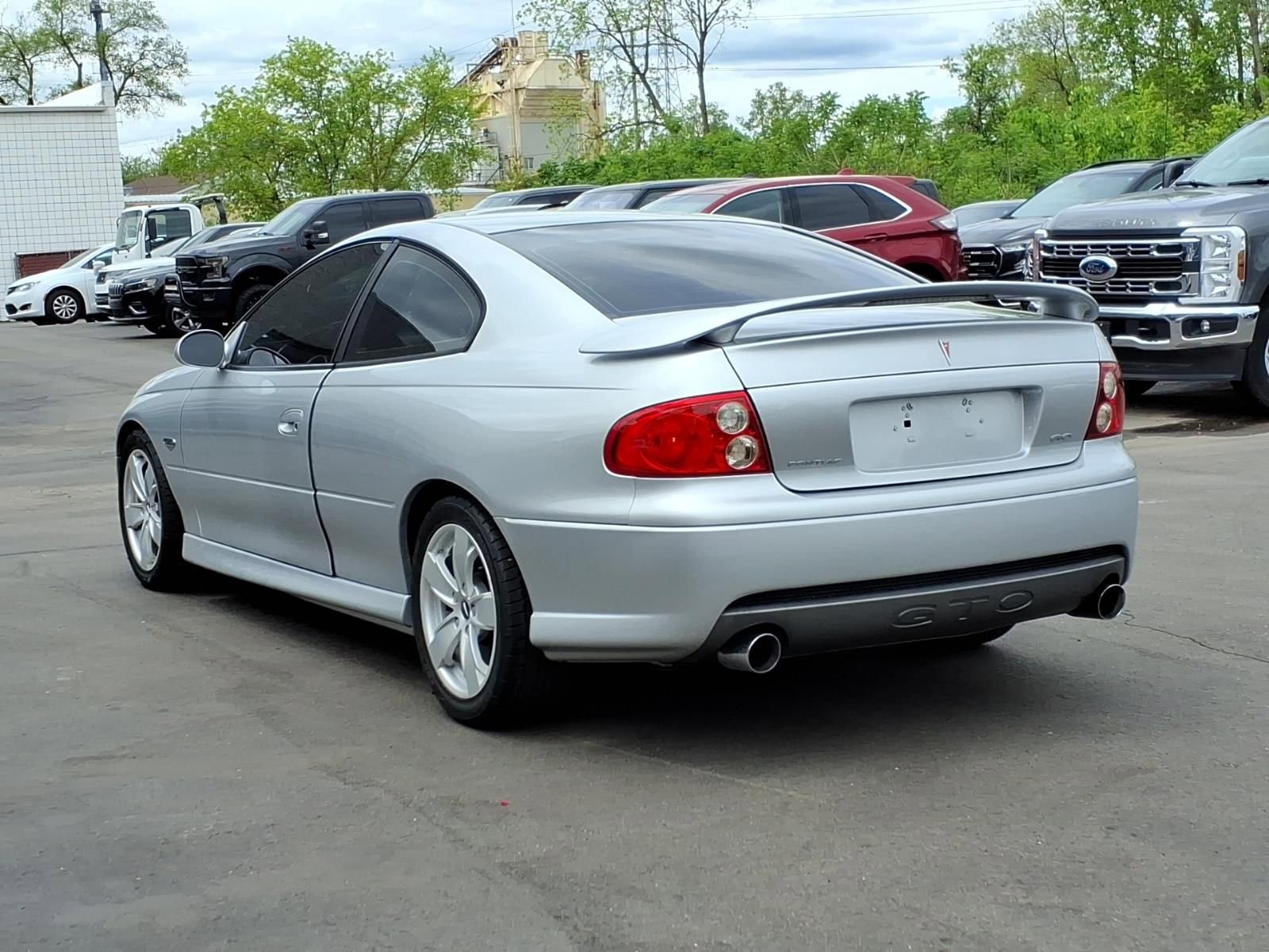 Used 2005 Pontiac GTO RWD image 3