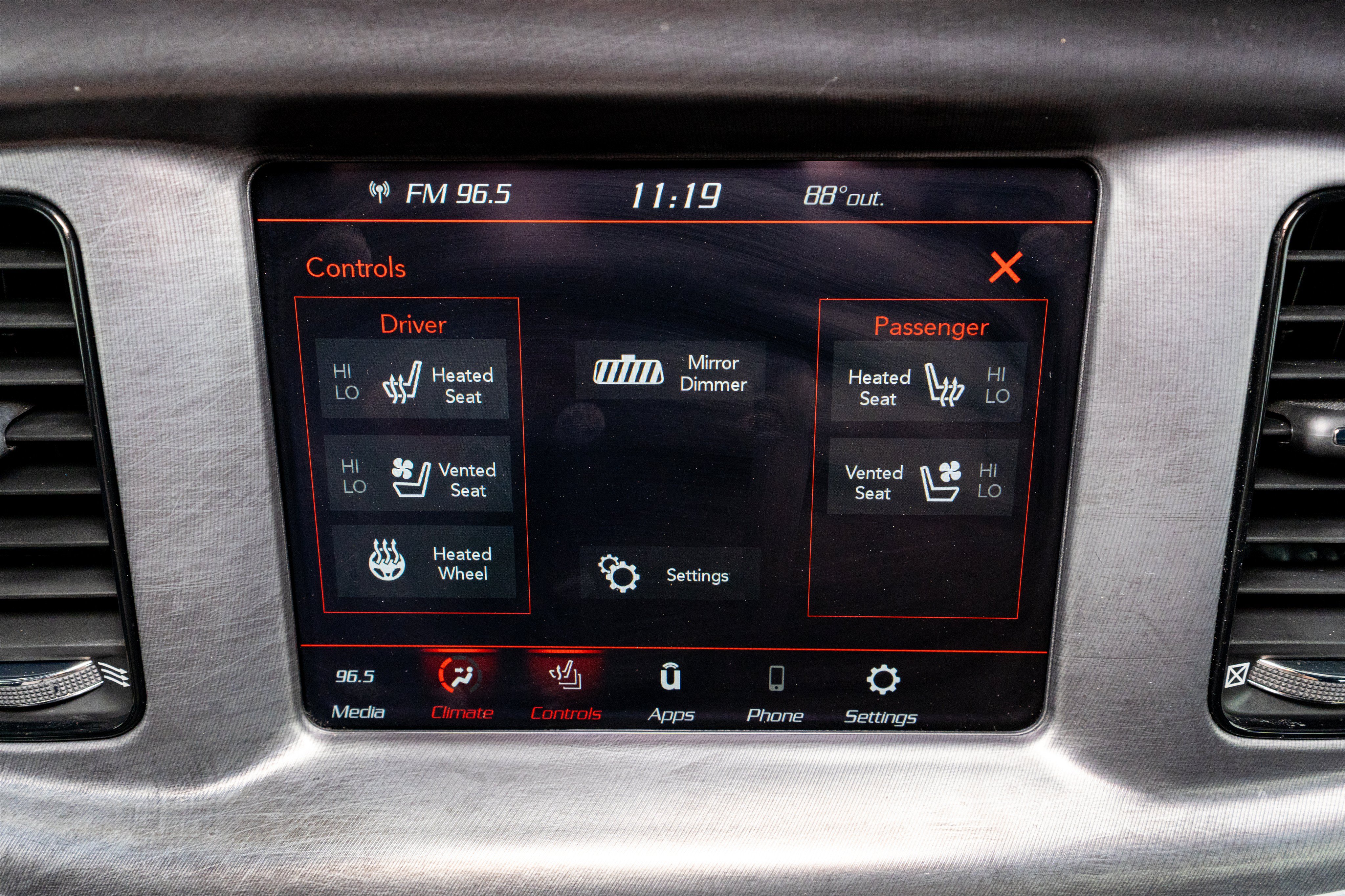 Used 2020 Dodge Charger R/T w/ Daytona Edition Group RWD image 18