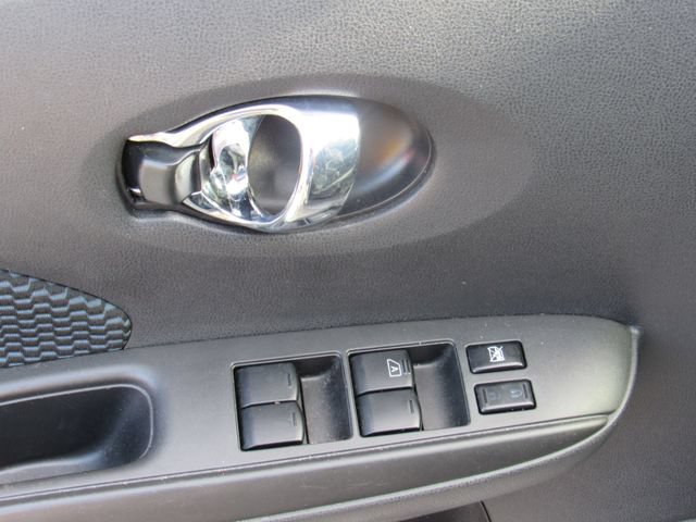 Used 2018 Nissan Versa Note SV FWD image 20