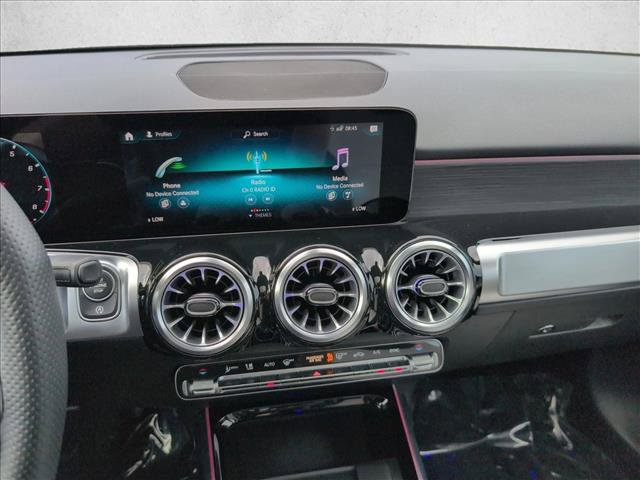 Certified 2022 Mercedes-Benz GLB 35 AMG 4MATIC image 15