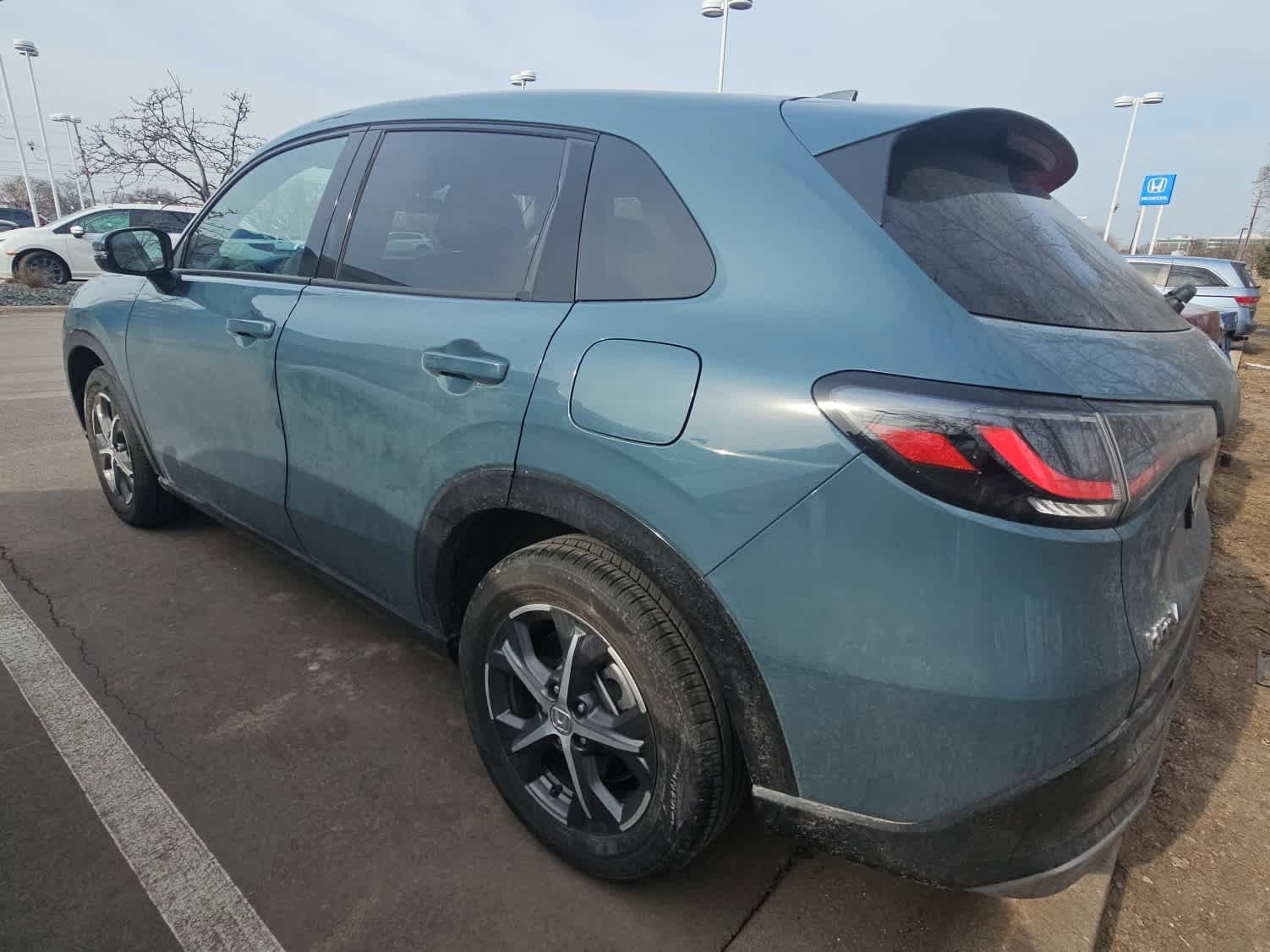 Used 2025 Honda HR-V EX-L image 4