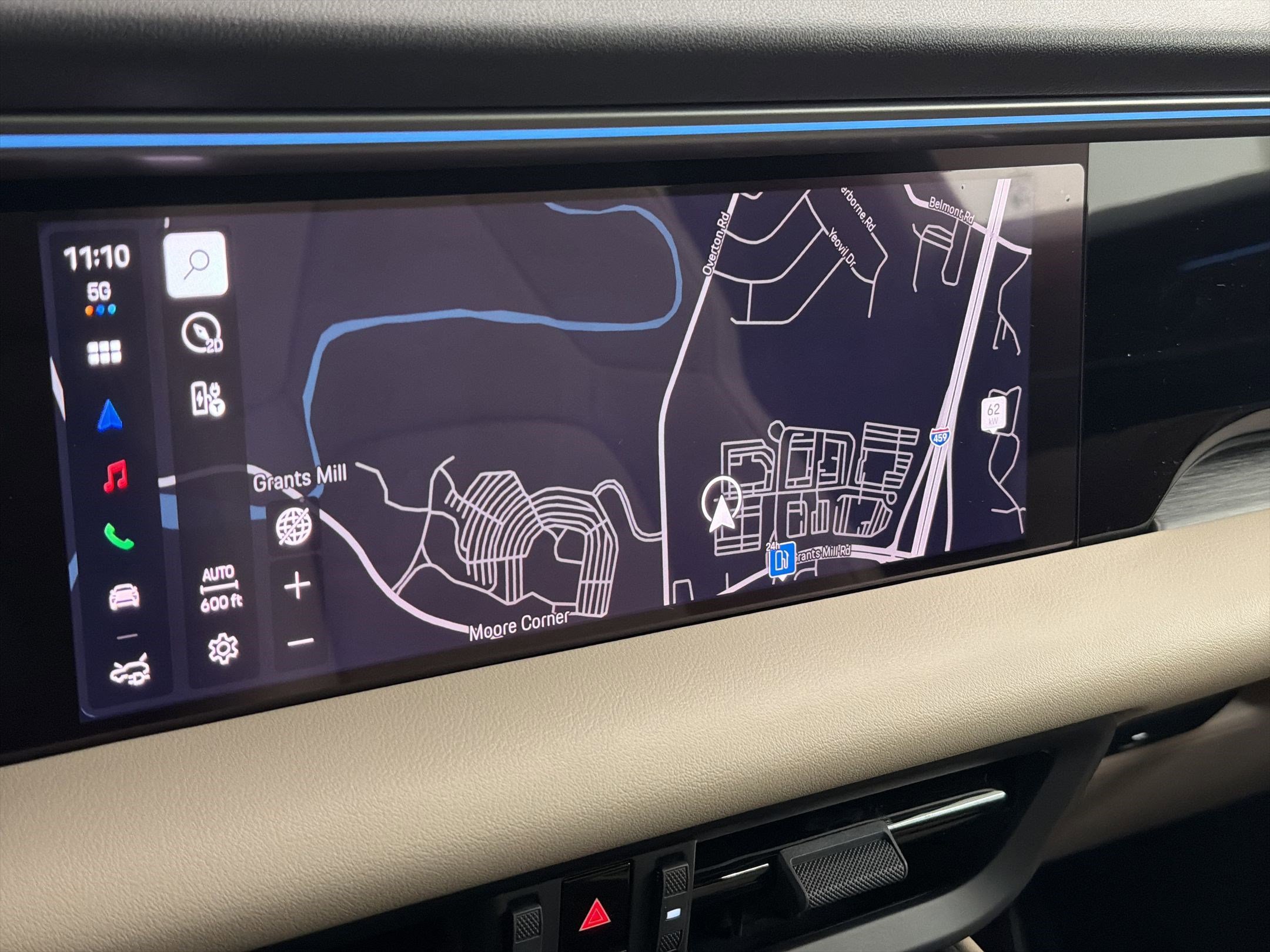 New 2026 Porsche Macan Electric RWD image 22