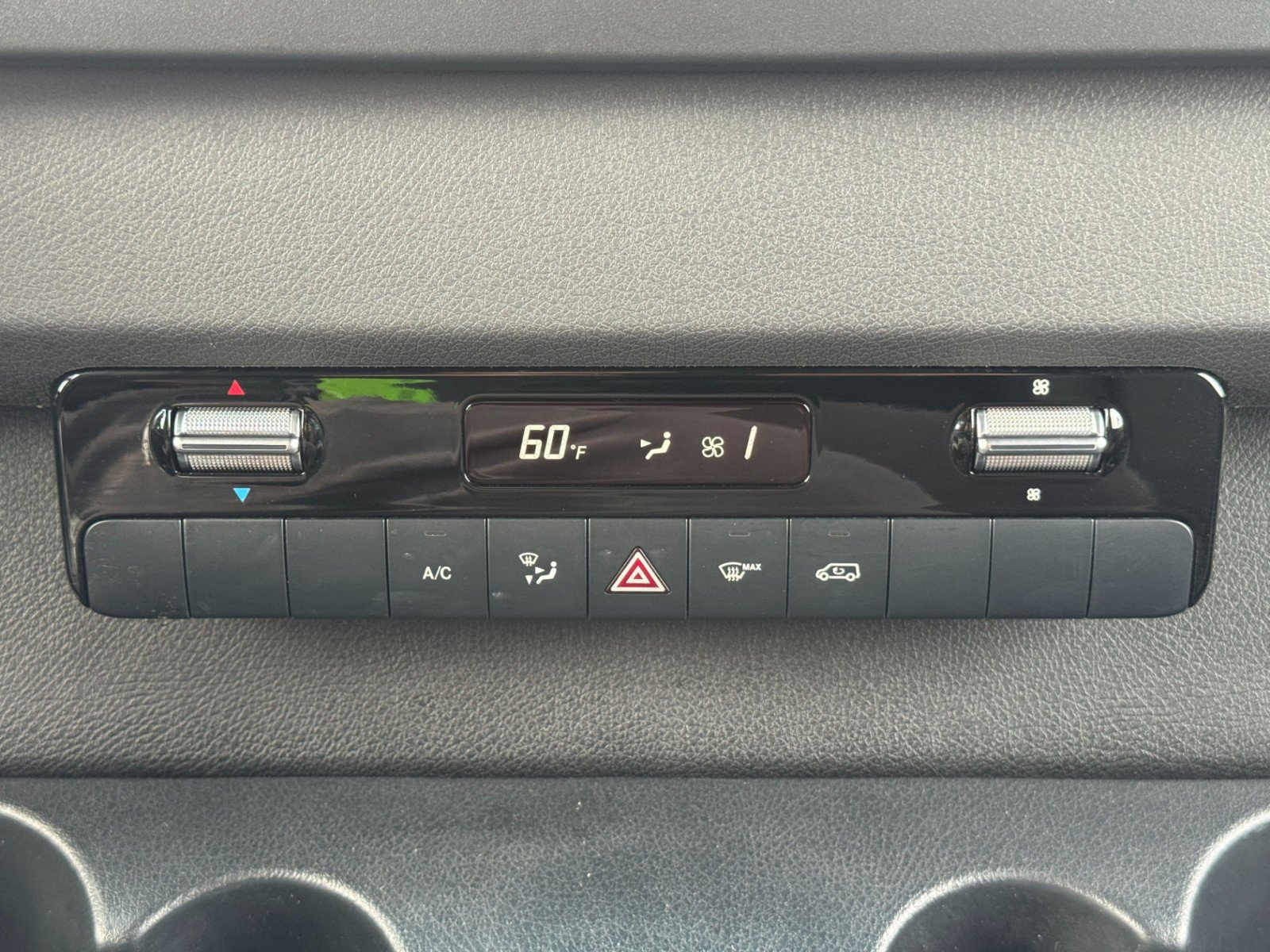 Used 2023 Mercedes-Benz Sprinter 2500 w/ Acoustic Package image 27