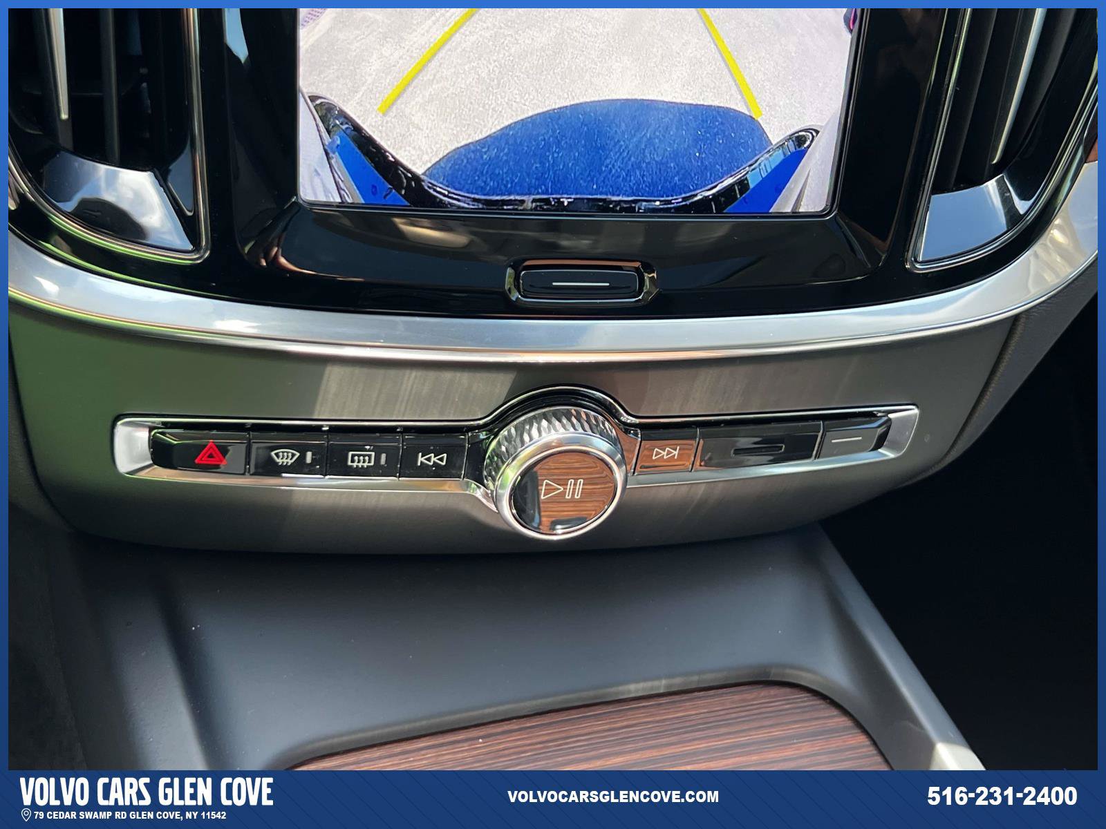 Certified 2024 Volvo S60 B5 Plus w/ Climate Package AWD/4WD image 25