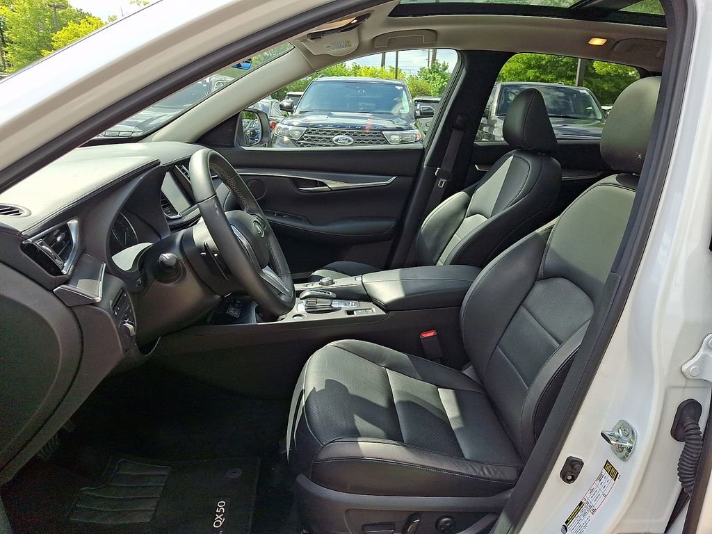 Used 2024 INFINITI QX50 Luxe AWD/4WD image 13