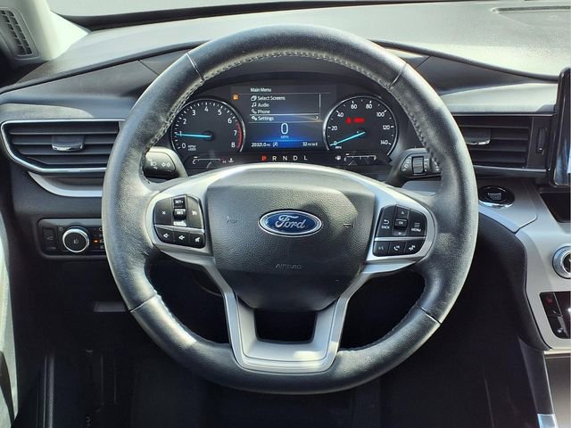 Used 2023 Ford Explorer XLT w/ Equipment Group 202A image 28