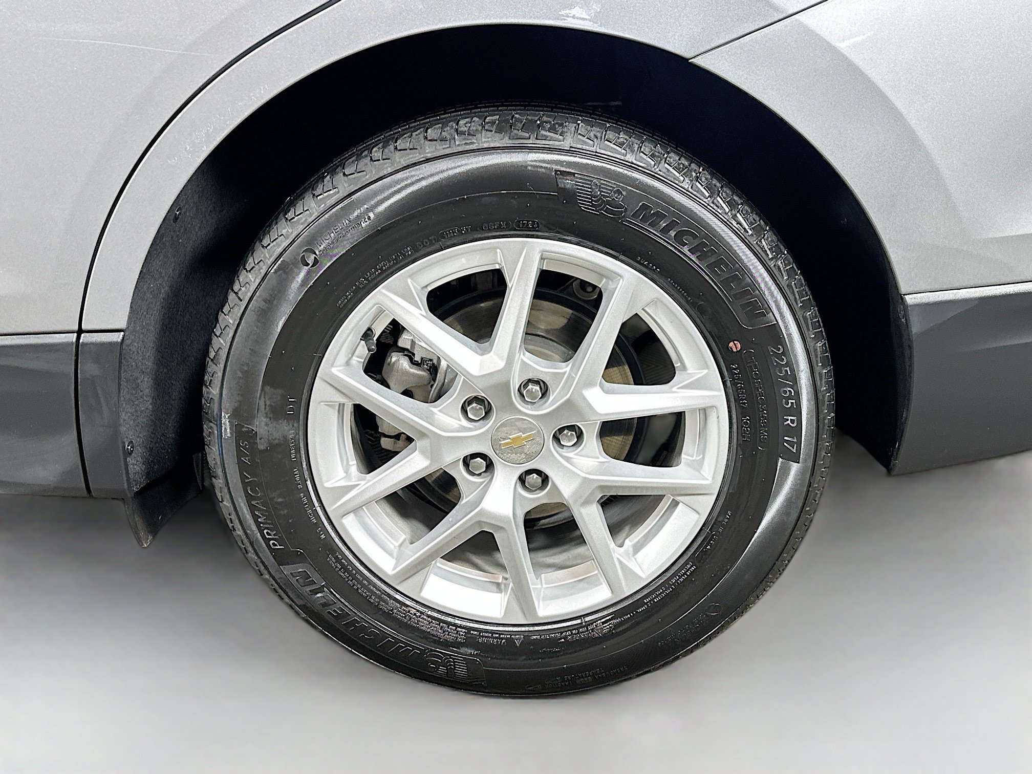 Used 2024 Chevrolet Equinox LT FWD image 28