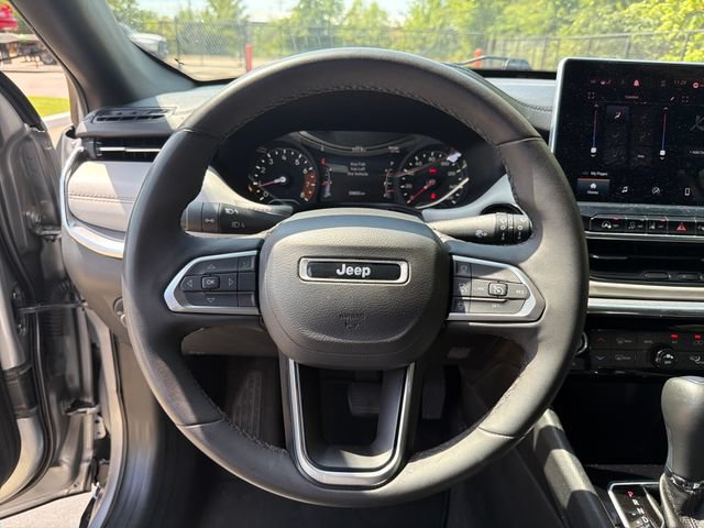 Used 2024 Jeep Compass Limited AWD/4WD image 17