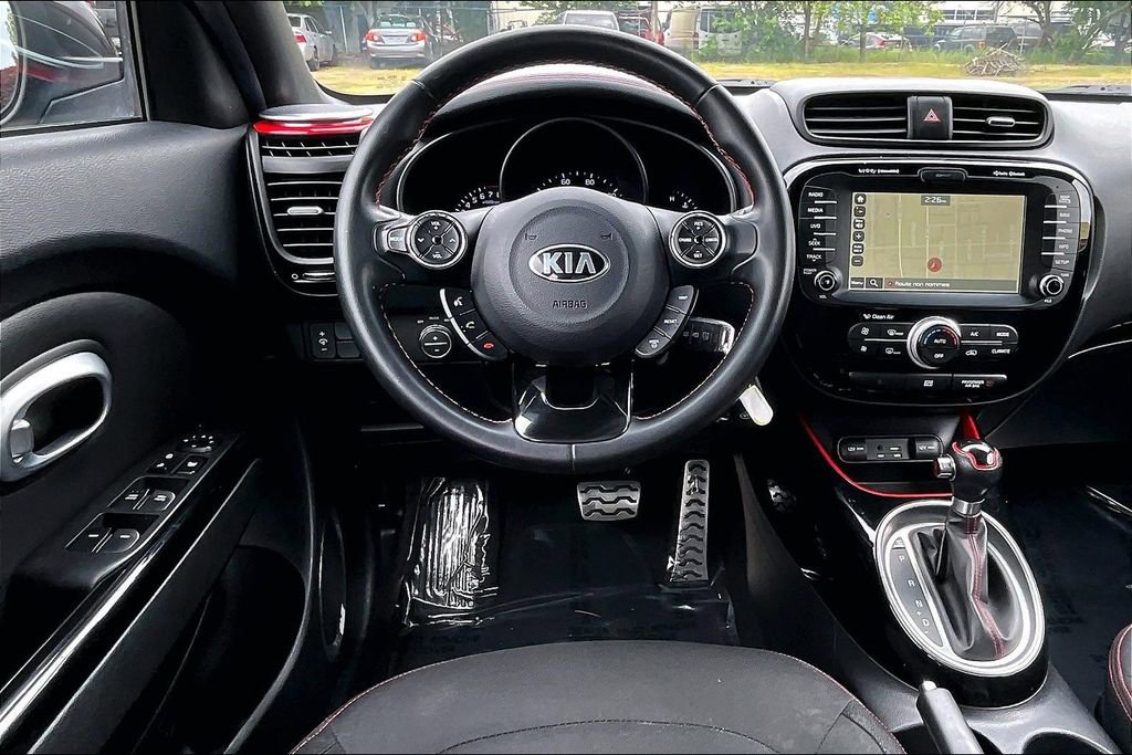 Used 2015 Kia Soul + FWD image 7