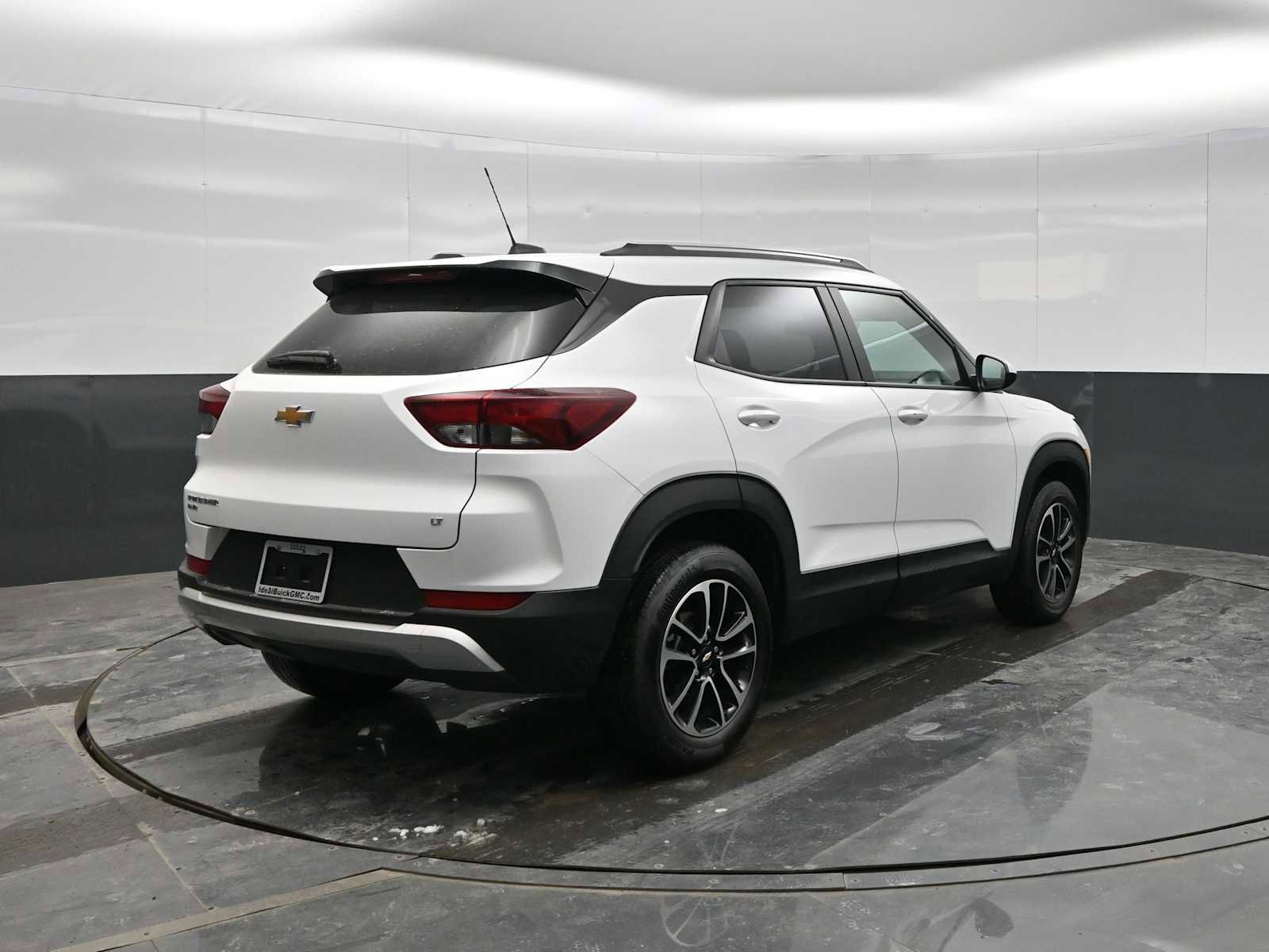 Used 2025 Chevrolet TrailBlazer LT image 7