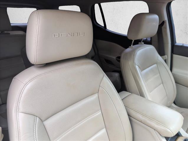 Used 2017 GMC Acadia Denali w/ Technology Package FWD image 24