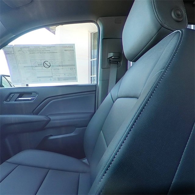 New 2026 GMC Canyon Elevation w/ Convenience Package image 26