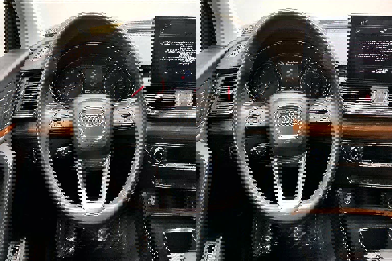 Used 2023 Audi Q5 2.0T Premium w/ Convenience Package image 8