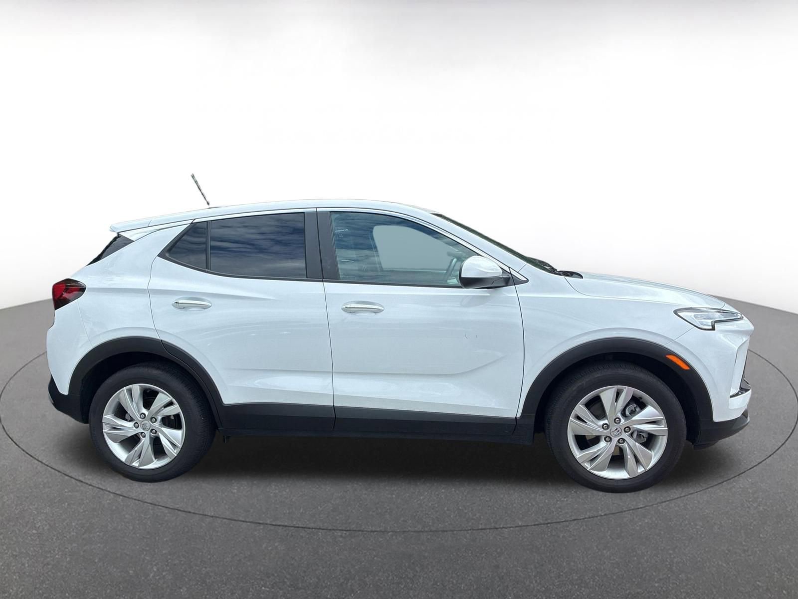 Used 2025 Buick Encore GX Preferred FWD image 14