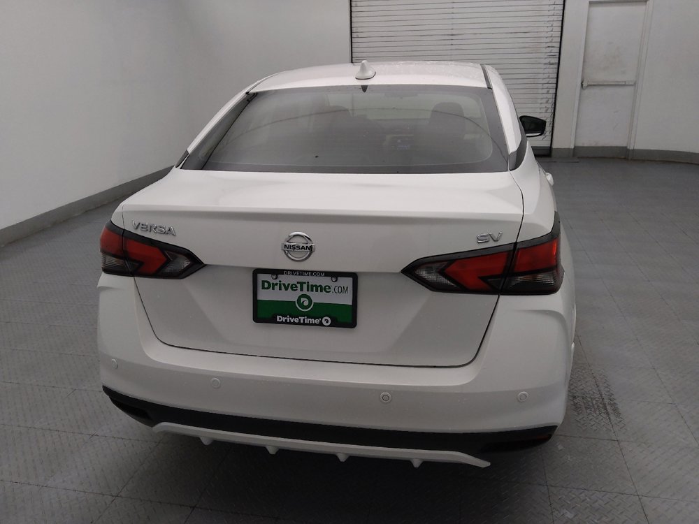 Used 2022 Nissan Versa SV w/ Trunk Package FWD image 7