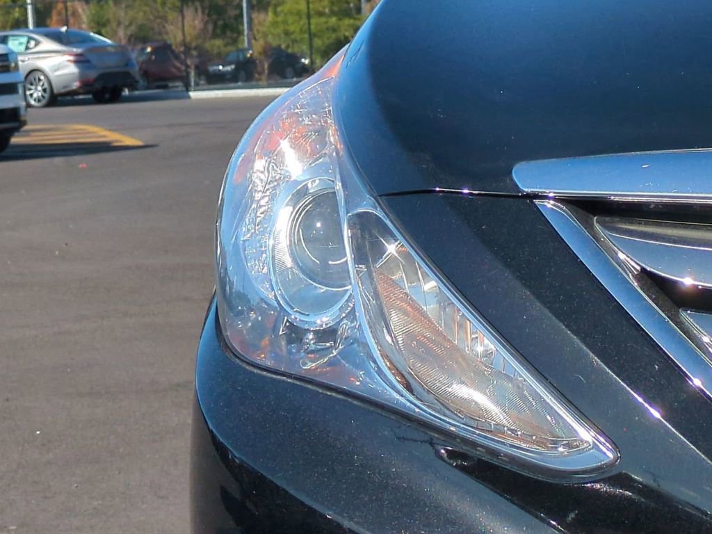 Used 2013 Hyundai Sonata Limited w/ Premium Pkg image 9