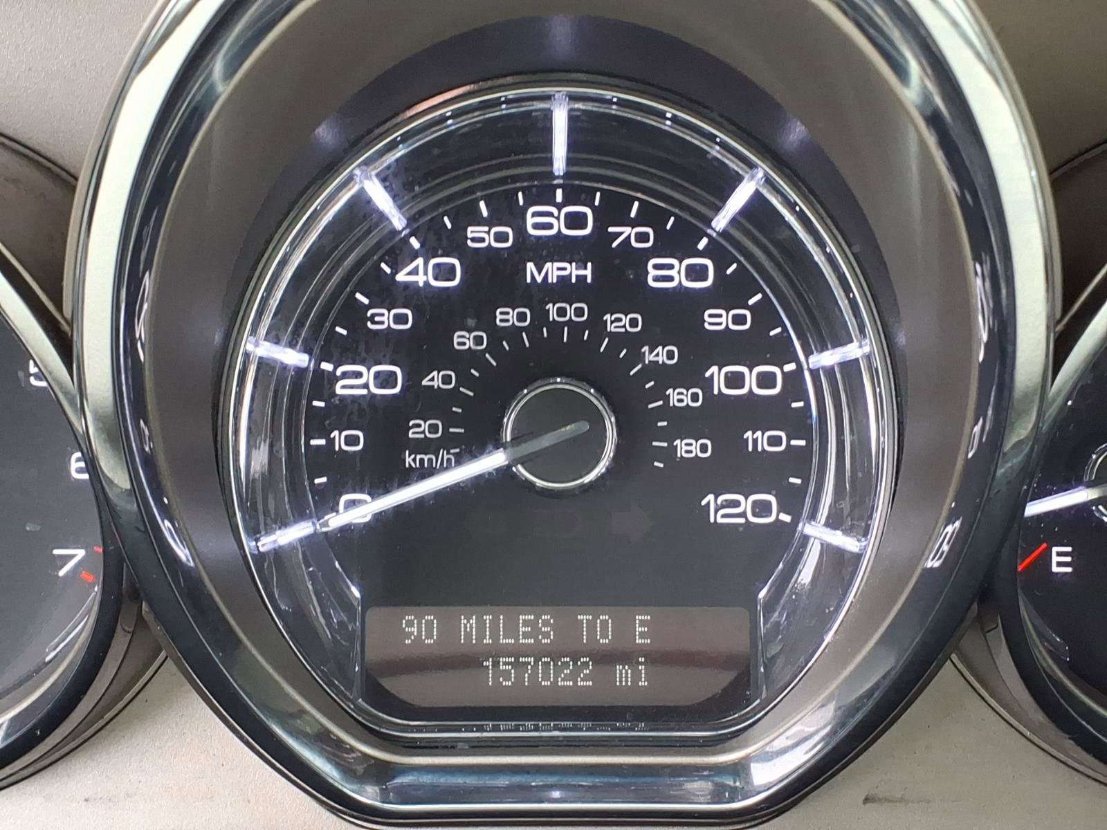 Used 2012 Lincoln MKT AWD image 24