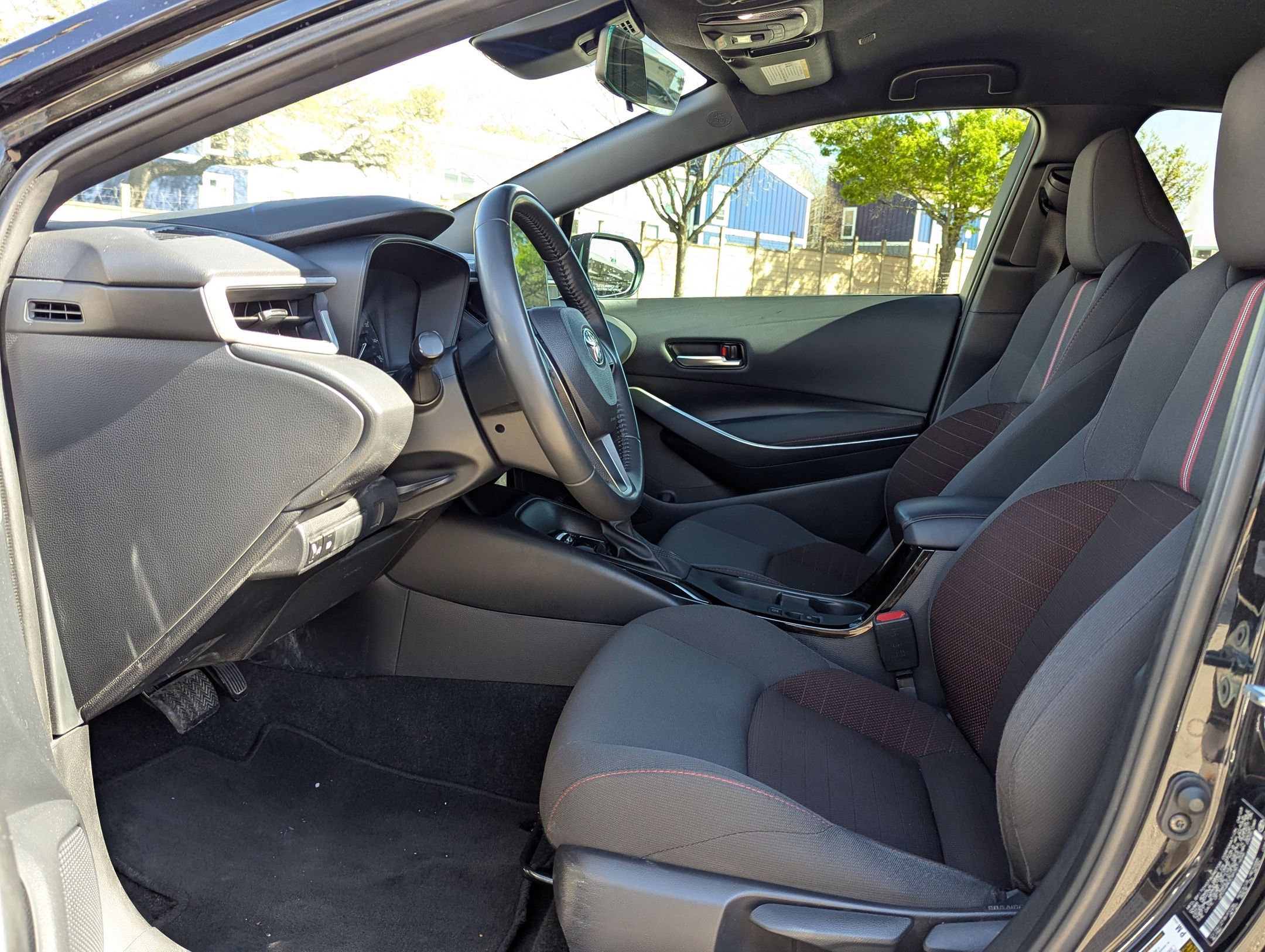 Used 2023 Toyota Corolla SE image 9