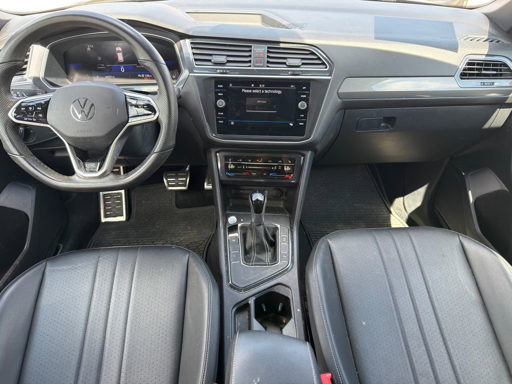 Used 2023 Volkswagen Tiguan SE R-Line image 21