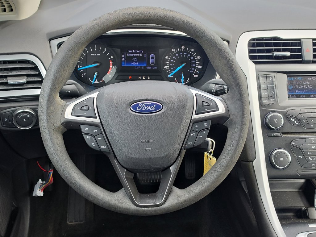 Used 2013 Ford Fusion SE FWD image 17