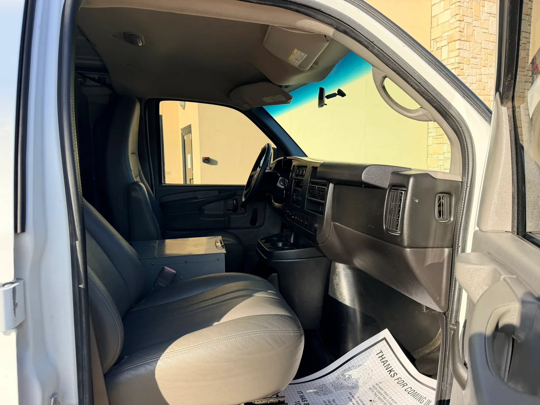 Used 2012 Chevrolet Express 2500 RWD image 11