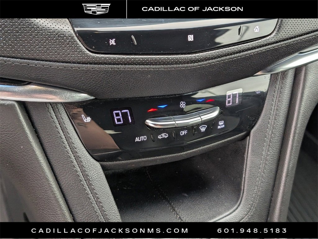 Used 2020 Cadillac XT5 Premium Luxury w/ LPO, Floor Liner Package image 13