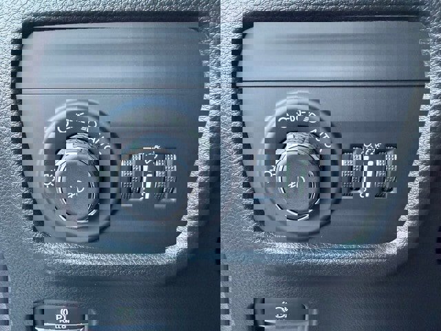 New 2025 Jeep Grand Cherokee L Limited w/ Trailer Tow Package image 12