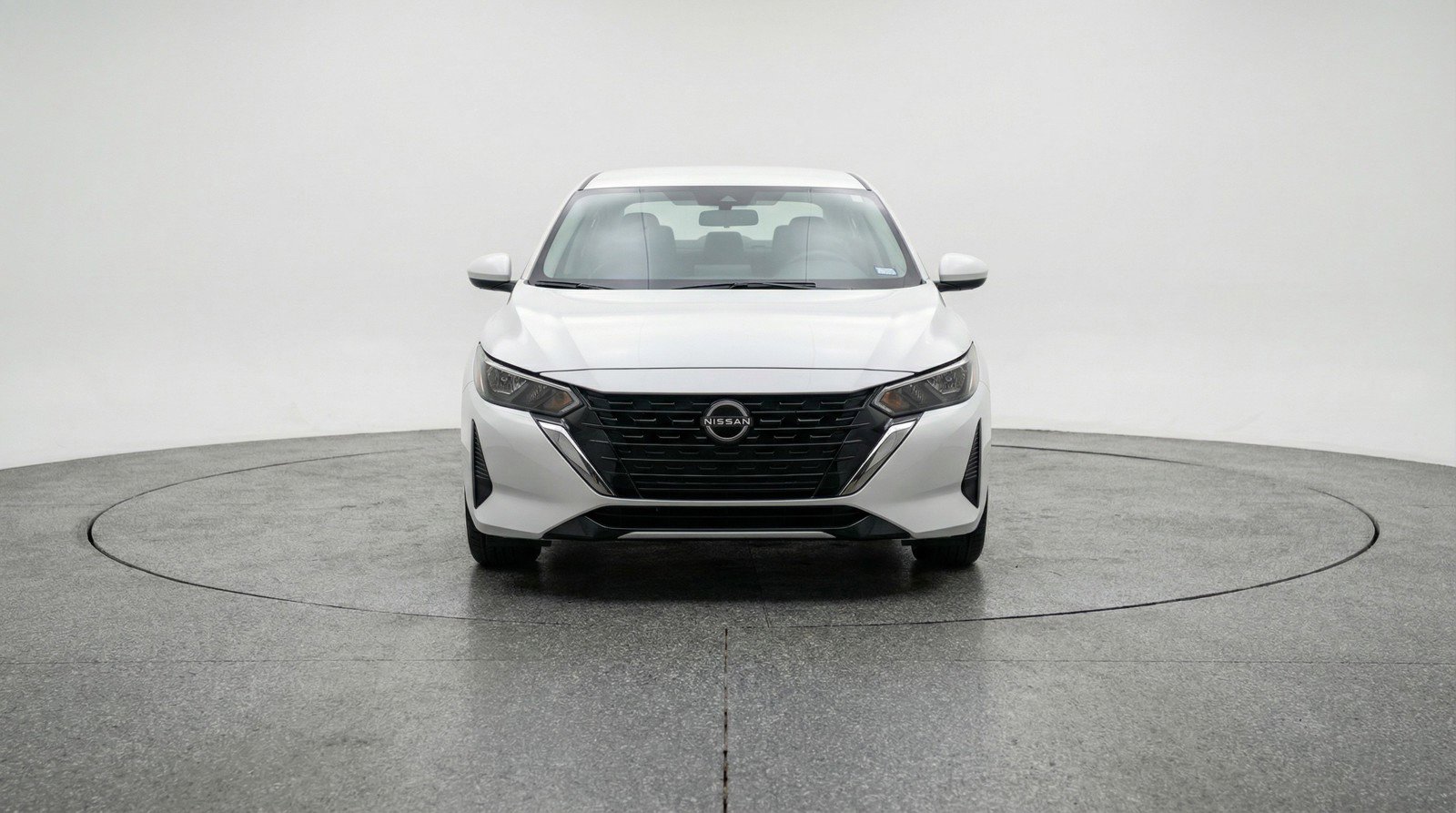 Used 2025 Nissan Sentra SV image 2