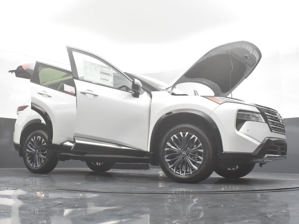 New 2026 Nissan Rogue Platinum image 39