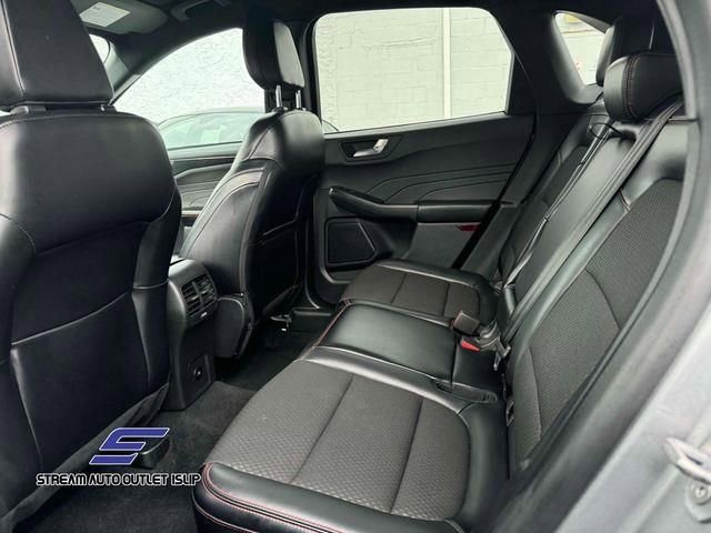 Used 2024 Ford Escape ST-Line image 12