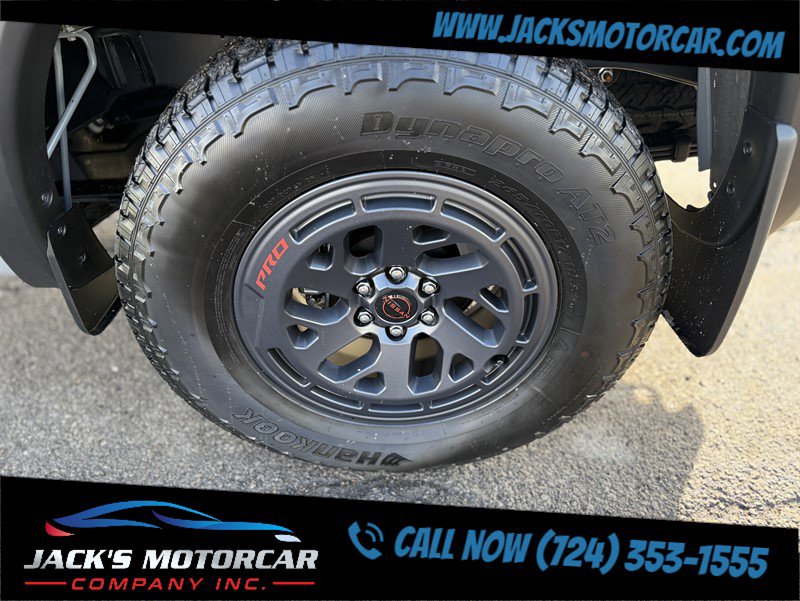 Used 2025 Nissan Frontier PRO-4X w/ Pro Premium Package image 15
