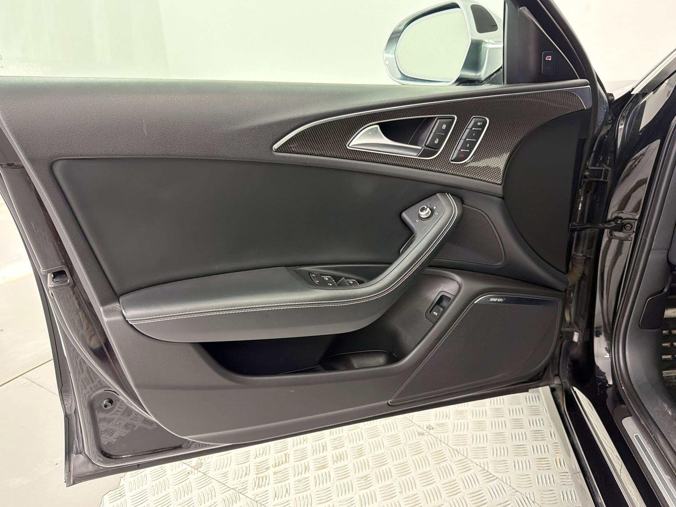 Used 2014 Audi S6 Prestige w/ Driver Assistance Package AWD/4WD image 25