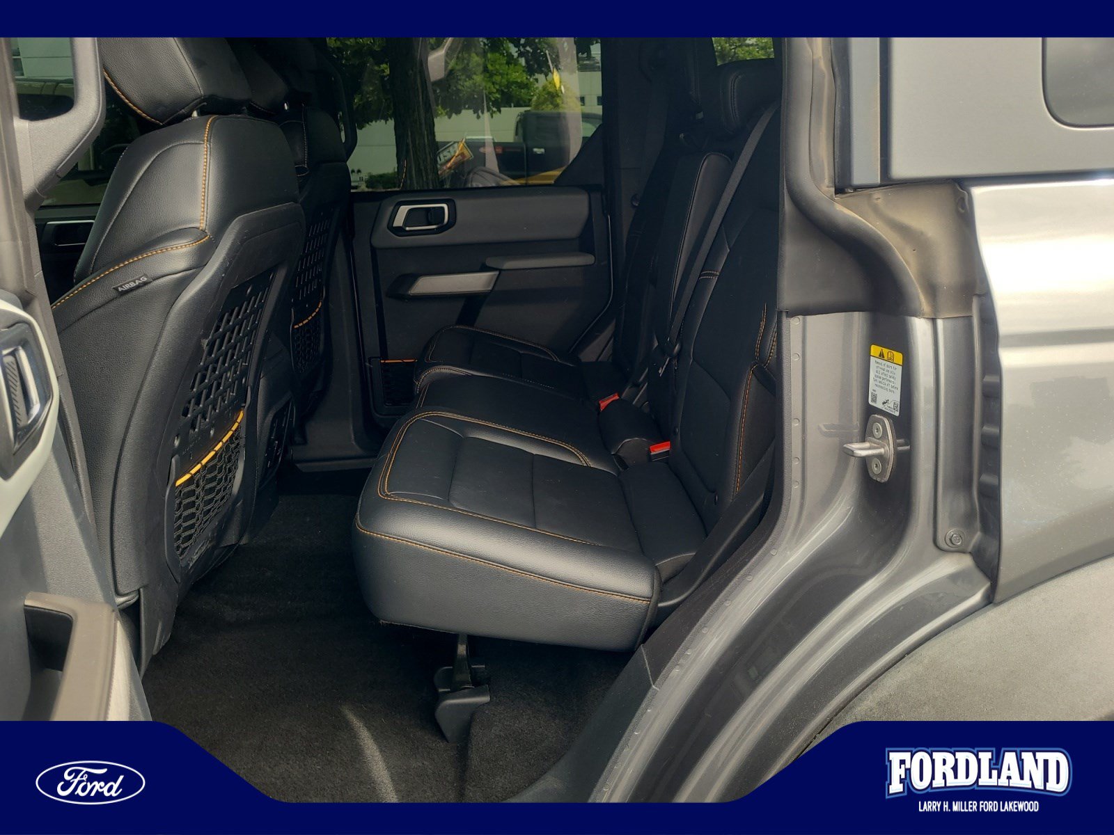 Used 2023 Ford Bronco Badlands w/ Sasquatch Package AWD/4WD image 17