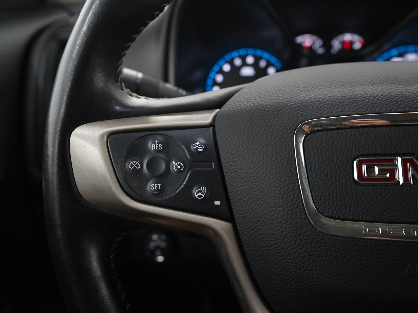 Used 2022 GMC Canyon Denali AWD/4WD image 24