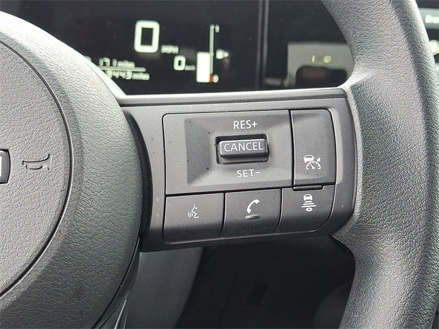 Used 2025 Nissan Kicks SV image 21