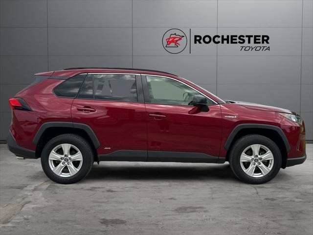 Certified 2019 Toyota RAV4 LE w/ Carpet Mat Package AWD/4WD image 66