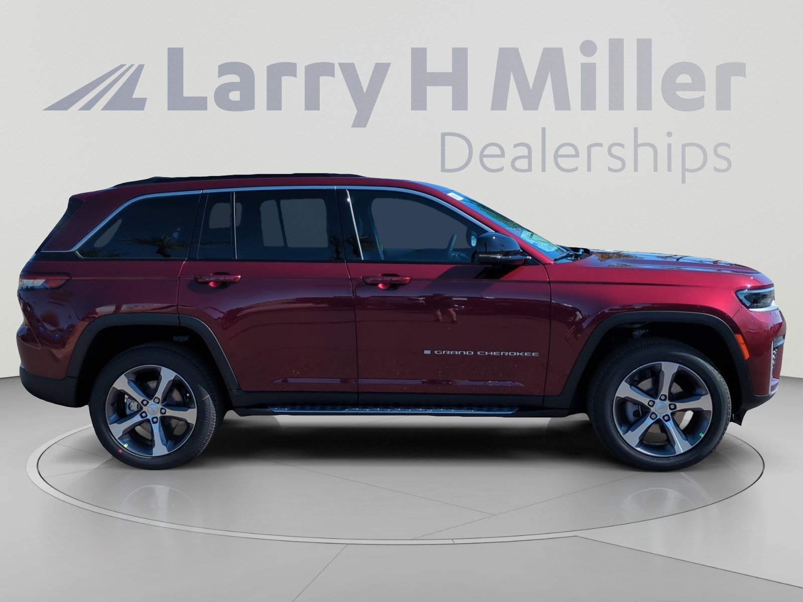 New 2026 Jeep Grand Cherokee Limited AWD/4WD image 6