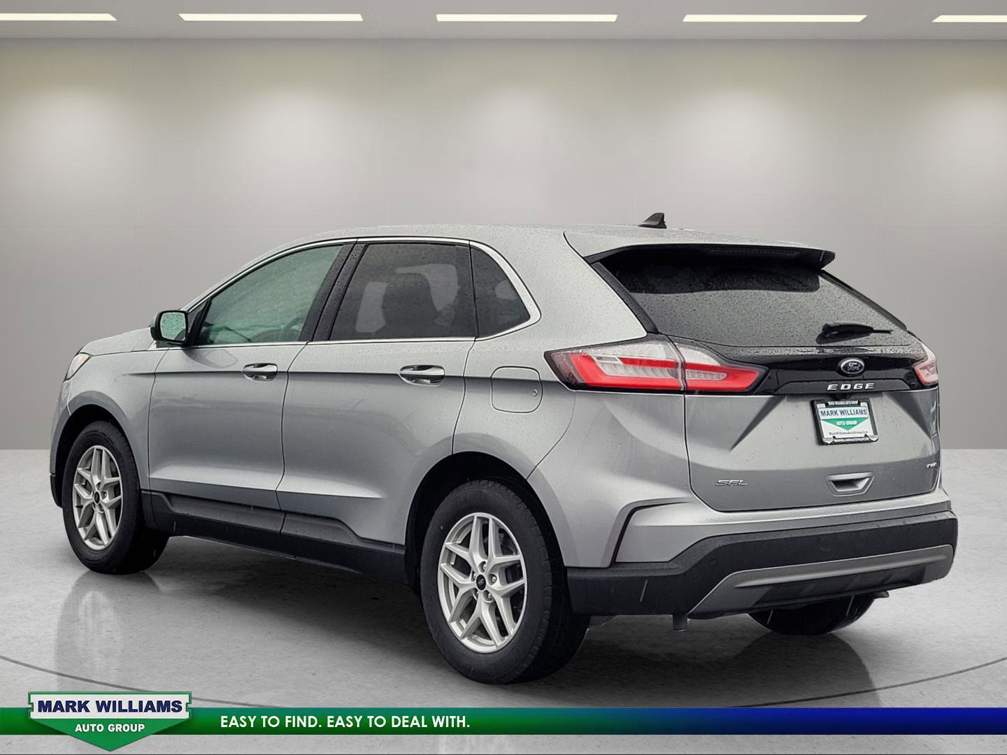 Used 2024 Ford Edge SEL image 6