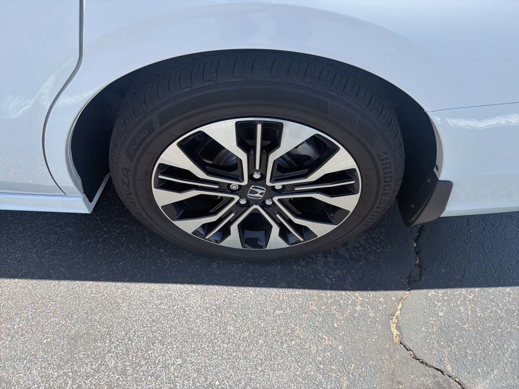 Certified 2025 Honda Odyssey Elite image 9