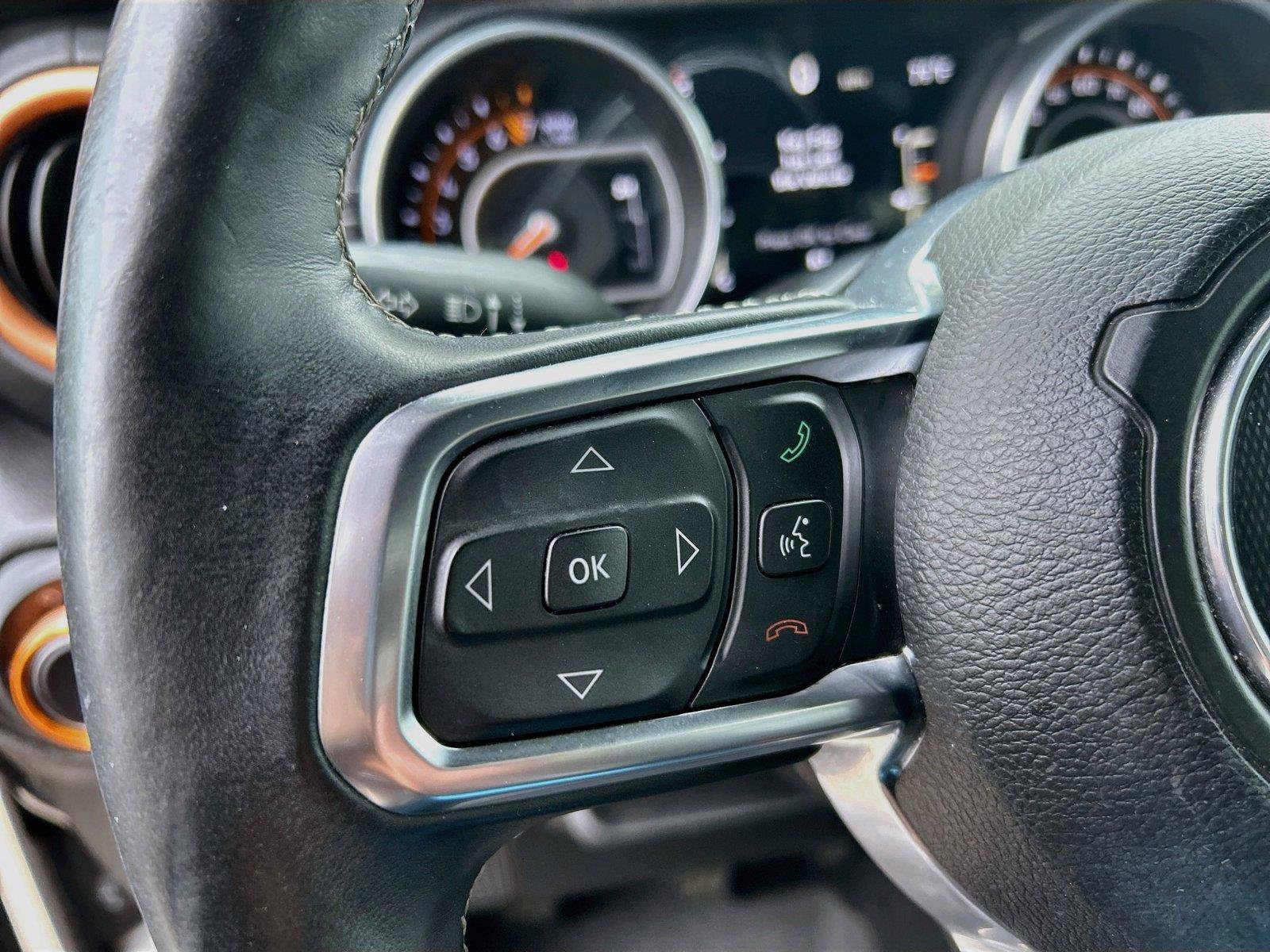 Used 2018 Jeep Wrangler Unlimited Sahara AWD/4WD image 36