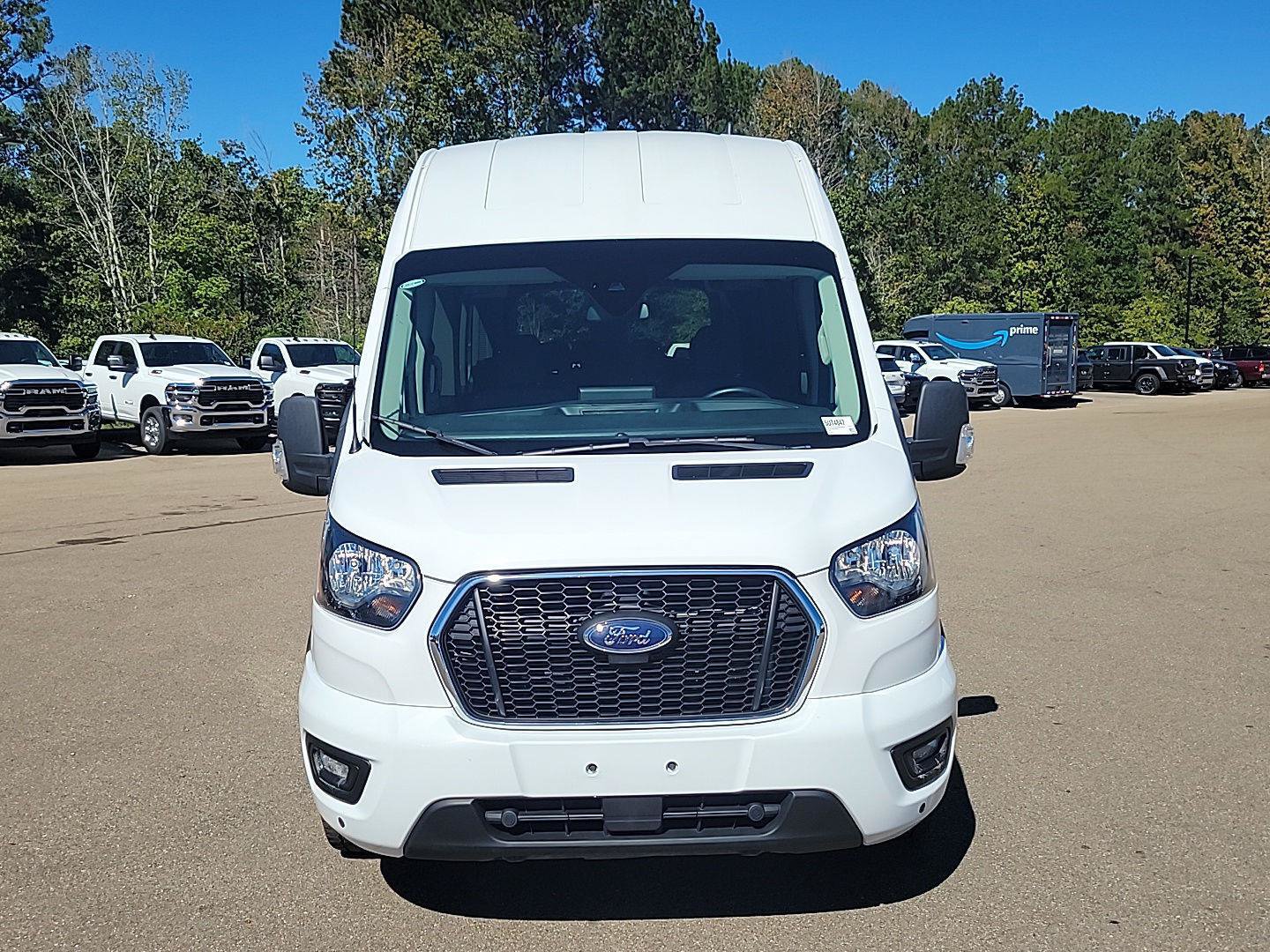 Used 2024 Ford Transit 350 XLT RWD image 23